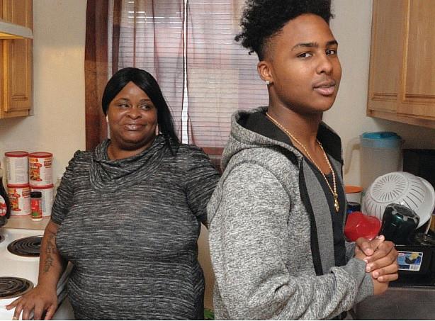 Kecia Brighthaupt has had a difficult time raising her son Jamari, 15, alone. She wants his father to be more involved in his life.