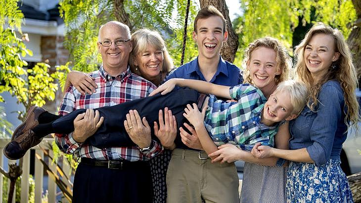Bob and Teresa Stedman with children from left: Sam, 16, Olivia, 18, Heidi, 23, and Thomas, 10, in Lake Forest, CA on Sunday, November 24, 2019. The family has chosen a health care sharing ministry for its medical needs. (Photo by Mindy Schauer, Orange County Register/SCNG)