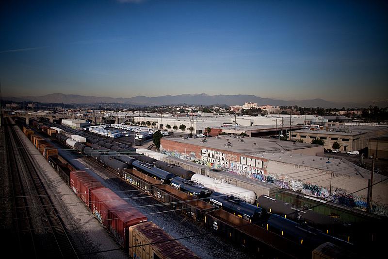 Los Angeles neighborhood bears the brunt of air pollution