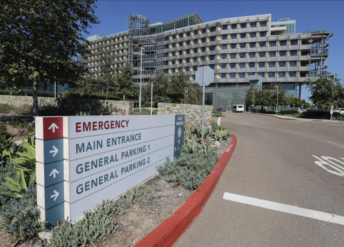 A sign points the way to the emergency room at Palomar Medical Center Escondido. A sign points the way to the emergency room at Palomar Medical Center Escondido.