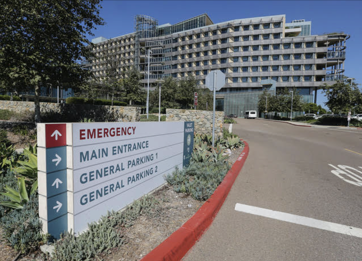 A sign points the way to the emergency room at Palomar Medical Center Escondido. 