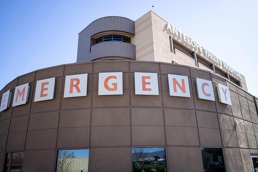 Emergency Services at the Antelope Valley Hospital. (Photo by David Crane, Los Angeles Daily News/SCNG) Photo by David Crane, Los Angeles Daily News/SCNG