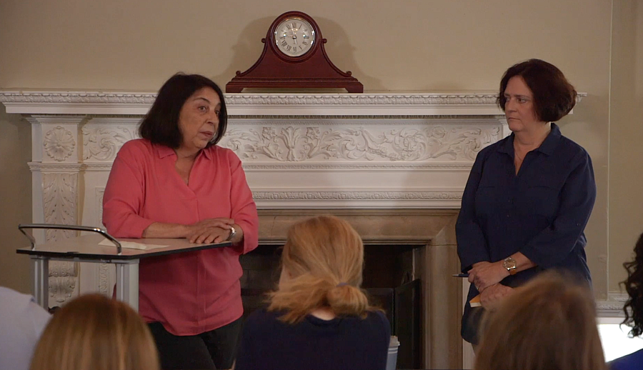 Veteran reporters and journalism professors Sarah Cohen and Cheryl Phillips play the roles of reluctant bureaucrat fending off a reporter seeking government records at the 2019 Data Fellowhsip last week. (Image by Jeff Skeirik/CHJ)