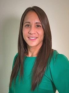 Samantha Artiga, directora del Programa de Políticas de Salud y Equidad Racial de KFF.