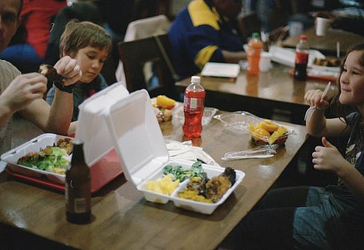 Kids eating lunch at school.