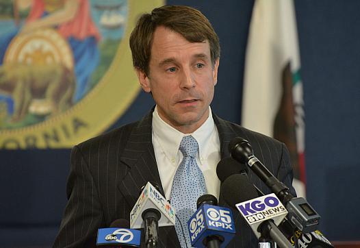 California Insurance Commissioner Dave Jones is pushing for greater regulatory authority.